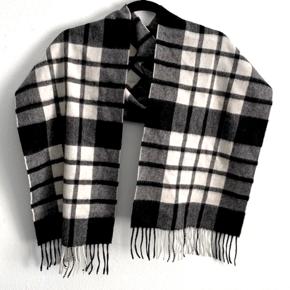 Louisa Perini 100% Cashmere Plaid Fringe Scarf